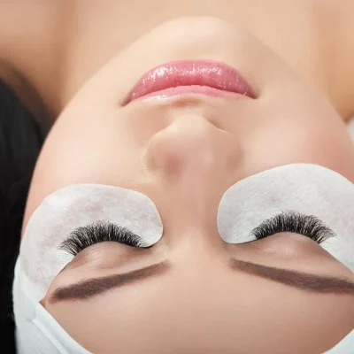 Extensiones de pestañas